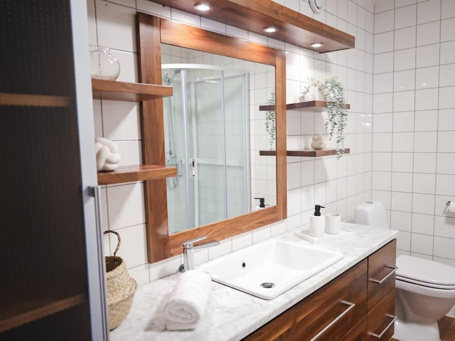 Live In A Stylish Home In The Center Of Осло Экстерьер фото