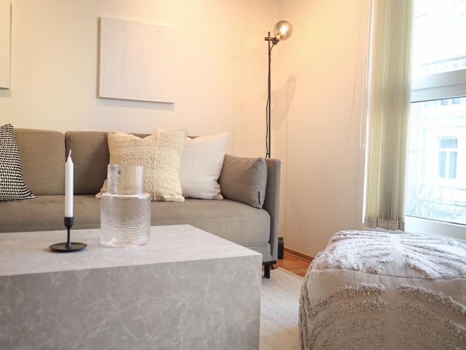 Live In A Stylish Home In The Center Of Осло Экстерьер фото